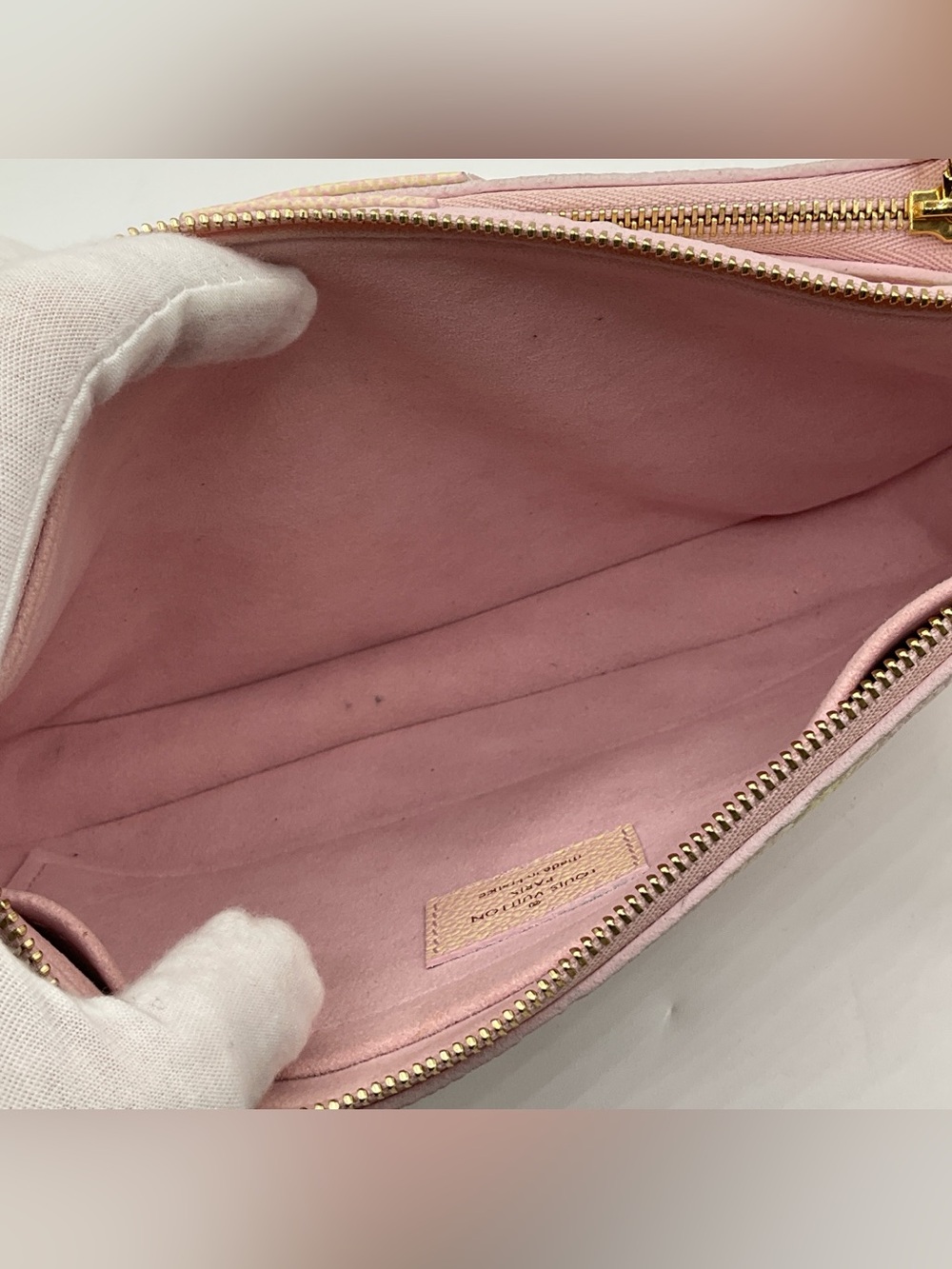 Louis Vuitton Monogram Empreinte Multi Pochette - Summer Stardust - Picture 8 of 16